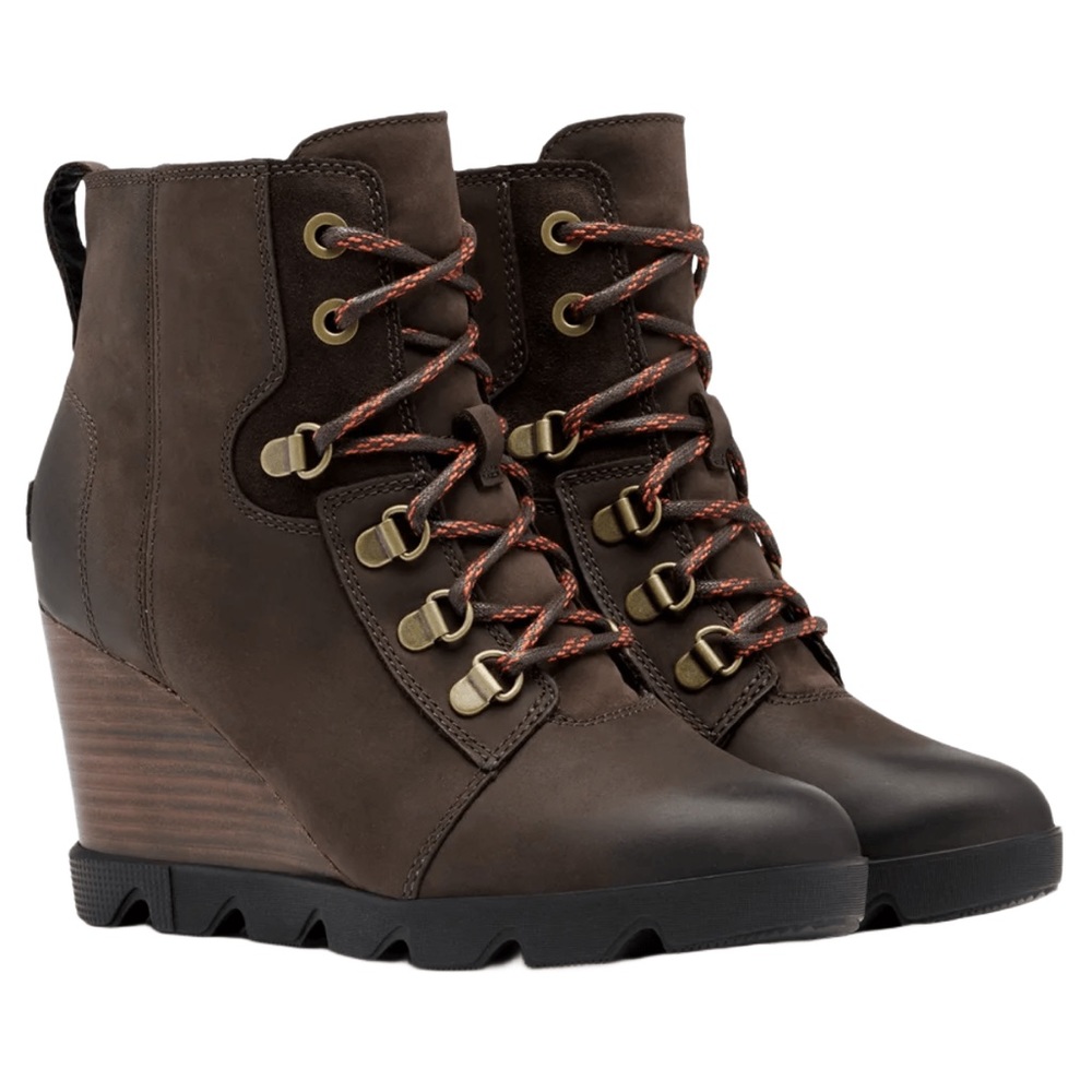 Sorel Joan Uptown Tie Winter Boot size 9
